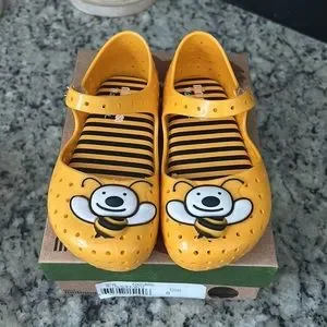 Melissa bee deals shoes